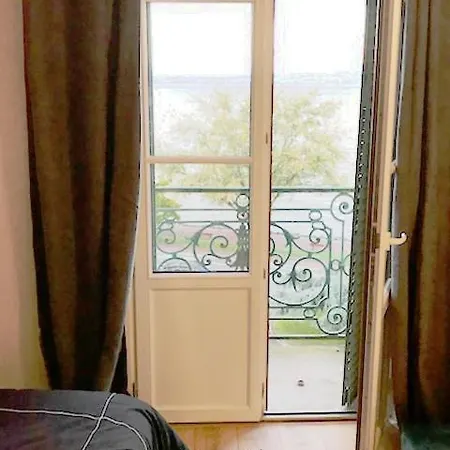 Le Cygne Face Au Leman Apartment